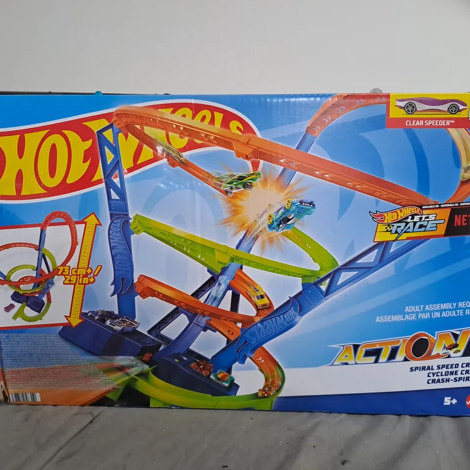 BOXED  MATTEL HOT WHEELS: SPIRAL SPEED CRASH HGV67