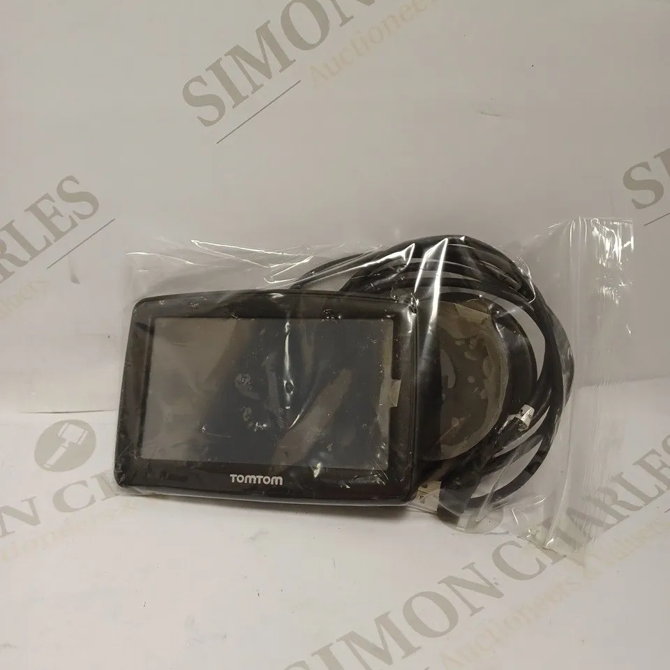 TOMTOM XL SAT-NAV 