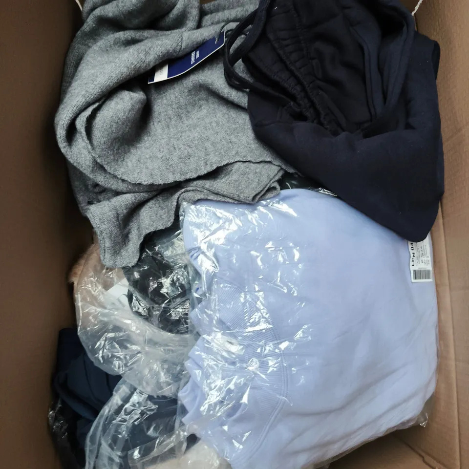 LARGE BOX OF APPROXIMATELY 25 ASSORTED CLOTHING ITEMS IN VARIOUS COLOURS, STYLES AND SIZES - COLLECTION ONLY