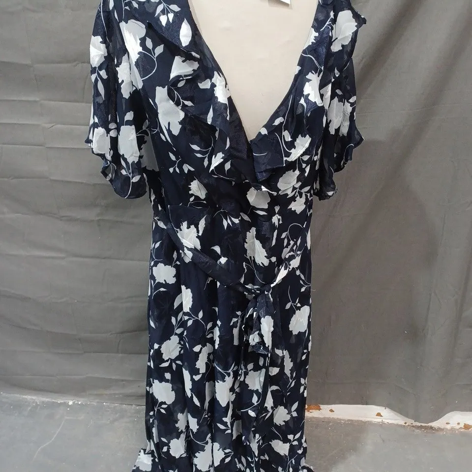 QUIZ NAVY & WHITE FLORAL WRAP DRESS - UK 16