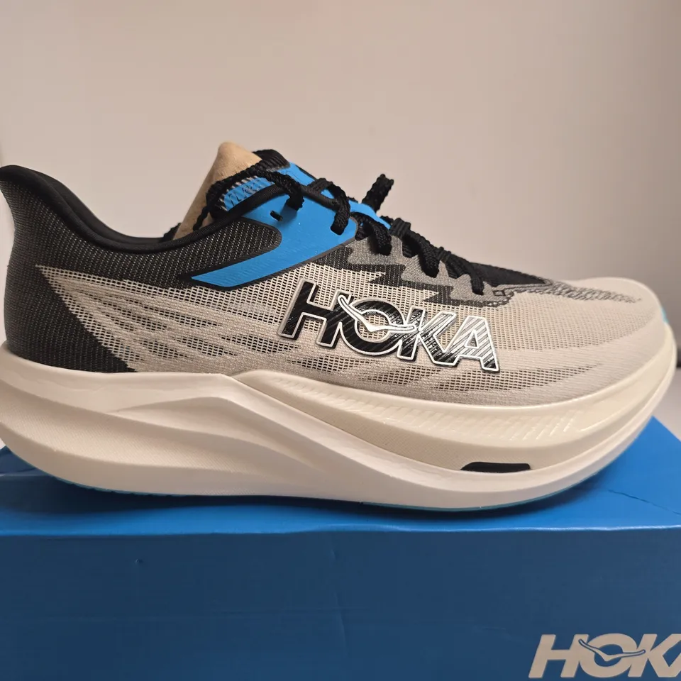 BOXED PAIROF HOKA U-ROCKET X3 RUNNING SHOES – UK 9