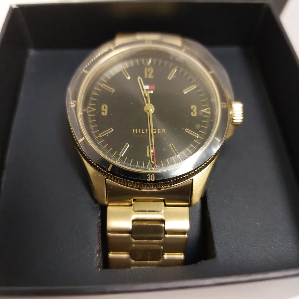 BOXED TOMMY HILFIGER MAVERICK BLACK DIAL WRIST WATCH