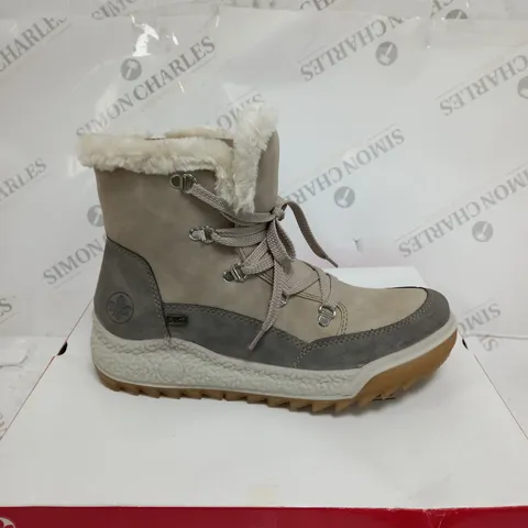 BOXED PAIR OF RIEKER ANTISTRESS WATER RESISTANT WARM HIKING BOOTS, CREAM - SIZE 6.5