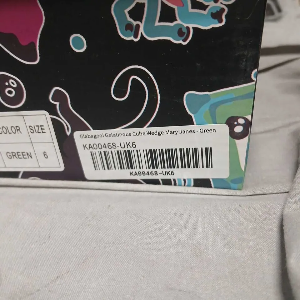 KOI X DUNGEONS AND DRAGONS GLABAGOOL GELATINOUS CUBE WEDGE MARY JANES – GREEN UK SIZE 6