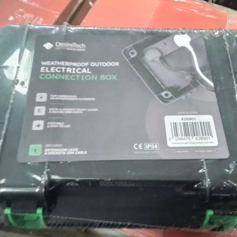 BOXED DESIRETECH WEATHERPROOF OUTDOOR ELECTRICAL CONNECTION BOX