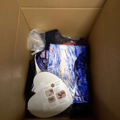LOT OF ASSORTED HOUSEHOLD GOODS. ITEMS TO INCLUDE BEDDING