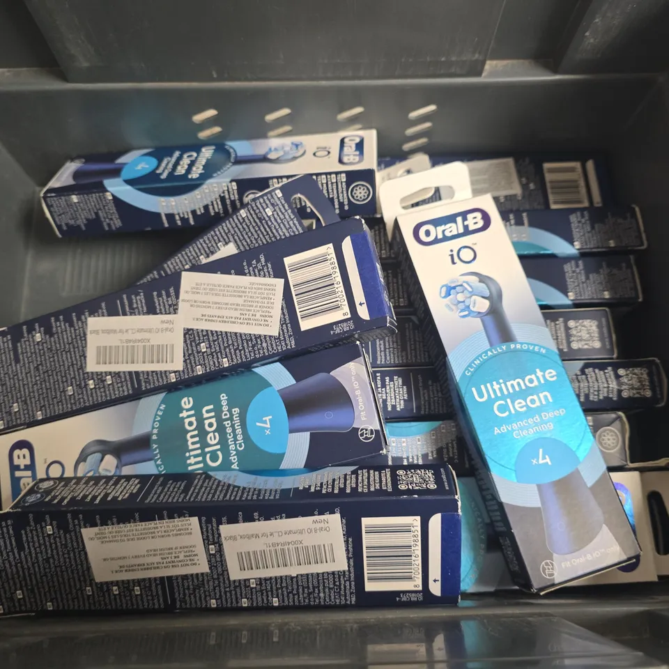 14 BOXED ORAL-B HEADS IO ULTIMATE CLEAN ELECTRIC TOOTHBRUSH HEADS, BLACK - 4 PIECES
