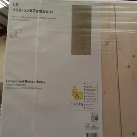 PACKAGED LB 1981 X 762MM NORDIC SOFTWOOD LEDGED AND BRACED DOOR