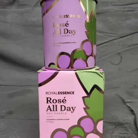 ROYAL ESSENCE ROSÉ ALL DAY SOY CANDLE – 400G WITH JEWELLERY SURPRISE INSIDE 