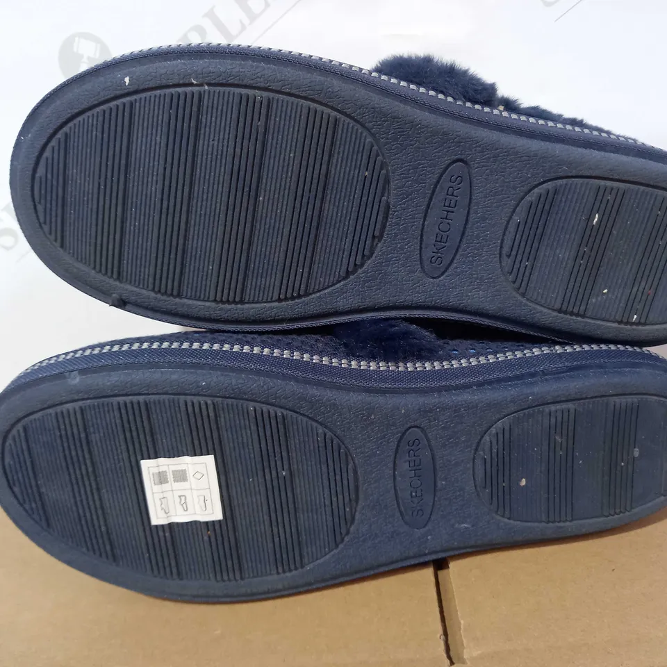 SKECHERS COZY SLIPPER (NAVY BLUE), SIZE 5.5 UK