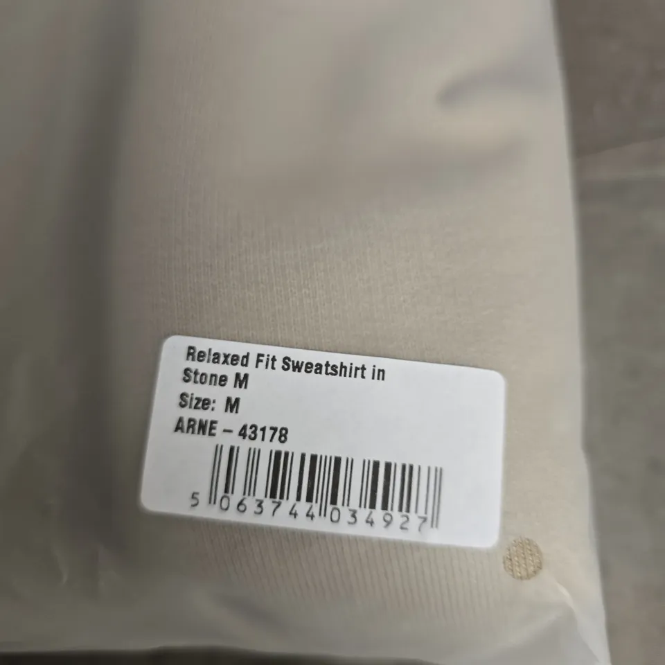 ARNE RELAXED FIT SWEATSHIRT – STONE – SIZE M