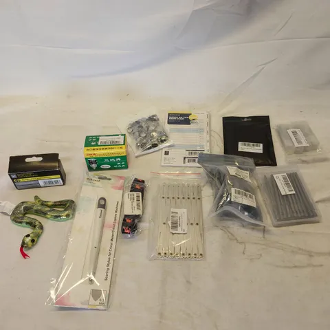 APPROXIMATELY 12 ASSORTED BRAND NEW BOXED PRODUCTS TO INCLUDE;