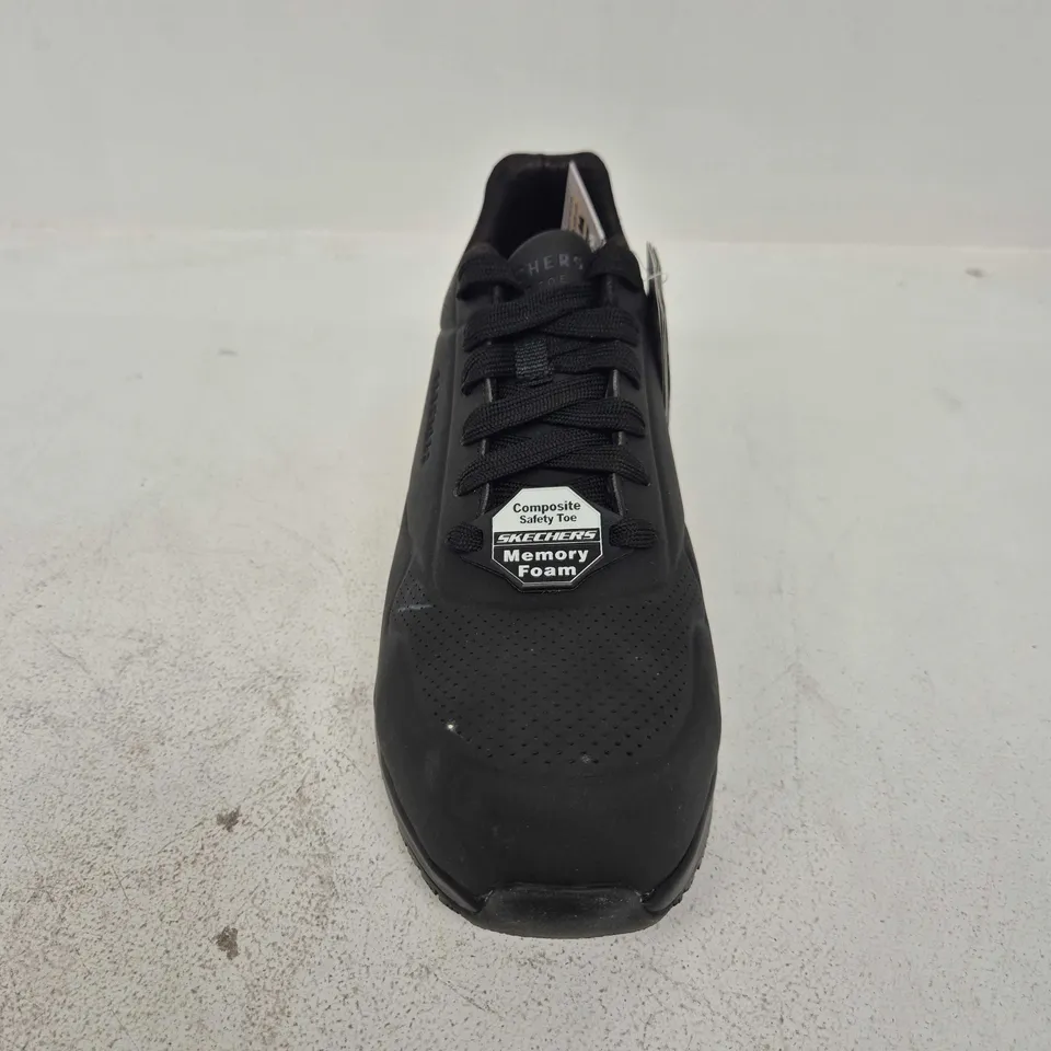 UNBOXED PAIR OF SKECHERS SAFETY SHOES IN BLACK - UK 7