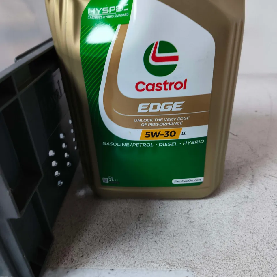 TOTE OF APPROXIMATELY 3 ASSORTED LIQUIDS TO INCLUDE:CASTROL EDGE 5W-30 5L