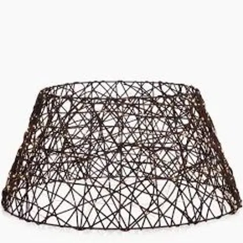 SARA BY SARA DAVIES PRE LIT CHRISTMAS TREE SKIRT