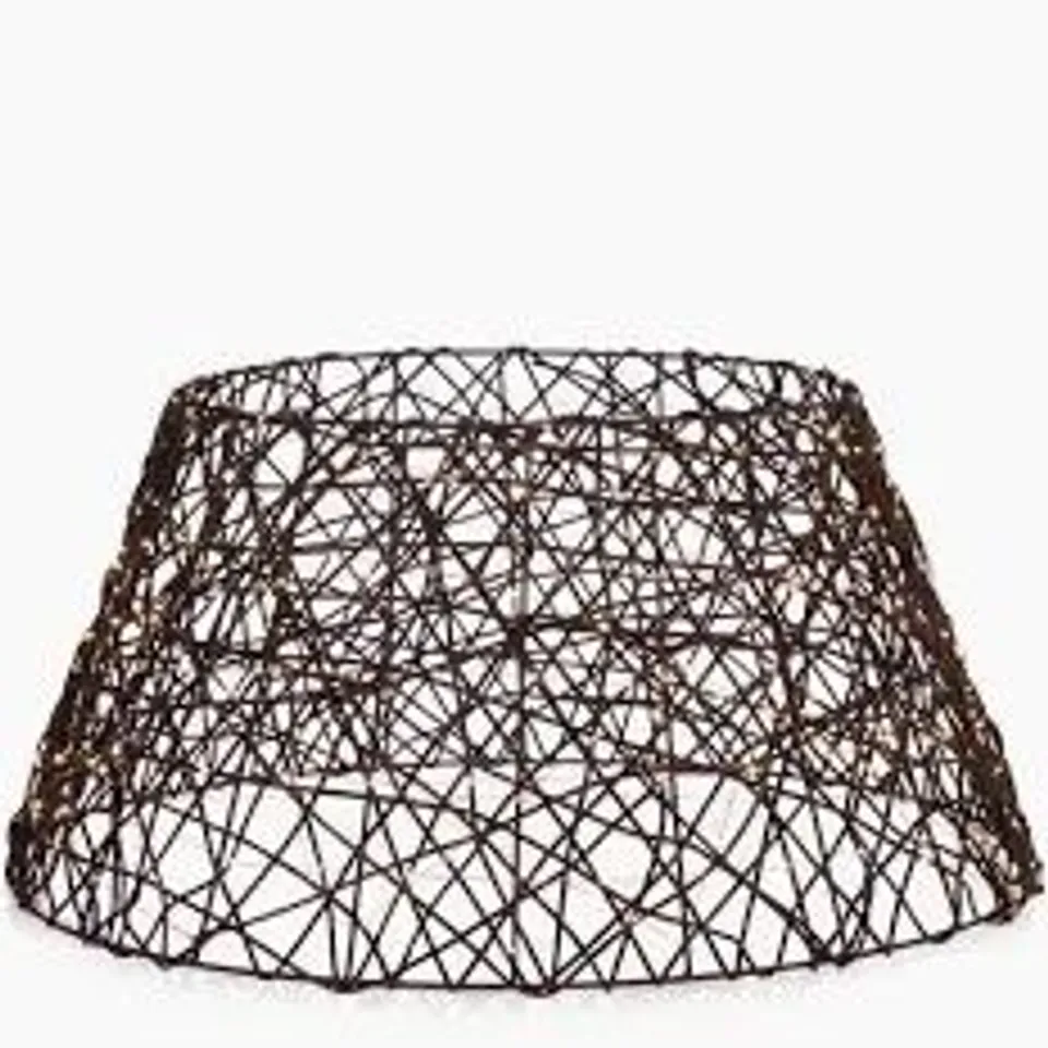 SARA BY SARA DAVIES PRE LIT CHRISTMAS TREE SKIRT