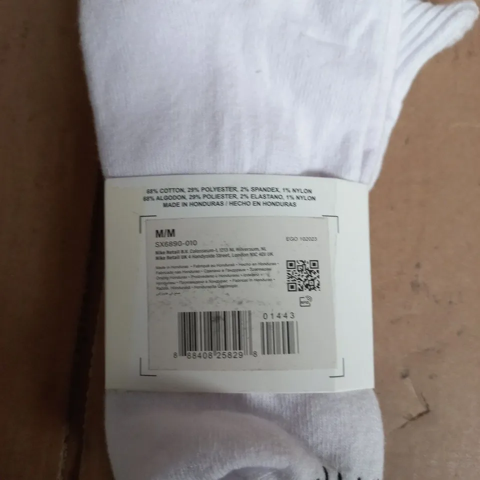 NIKE EVERYDAY COTTON CUSHIONED CREW SOCKS – WHITE, 3-PACK, SIZE M/M