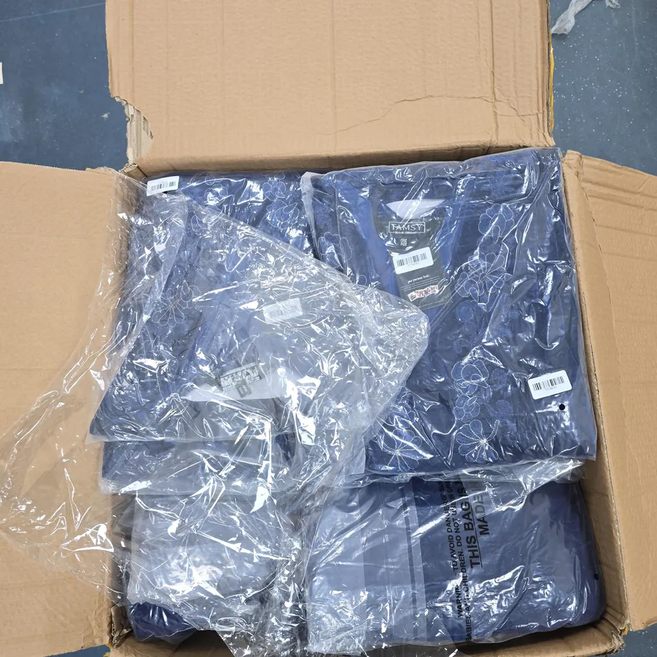 BOX OF APPROXIMATELY 35 ASSORTED CLOTHING ITEMS TO INCLUDE: TAMSY BLUE FLORAL DRESS
