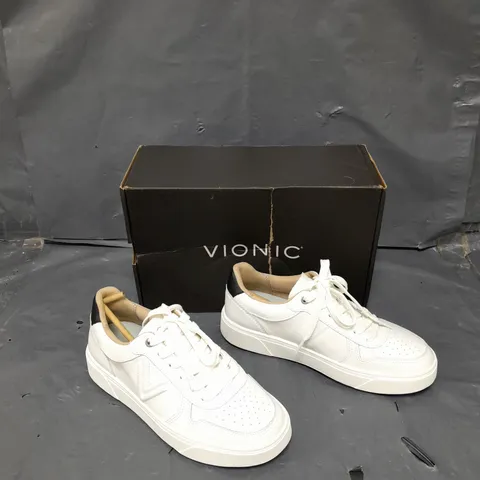 UNBOXED PAIR OF VIONIC KIMMIE COURT WHITE LEATHER TRAINER - UK 4