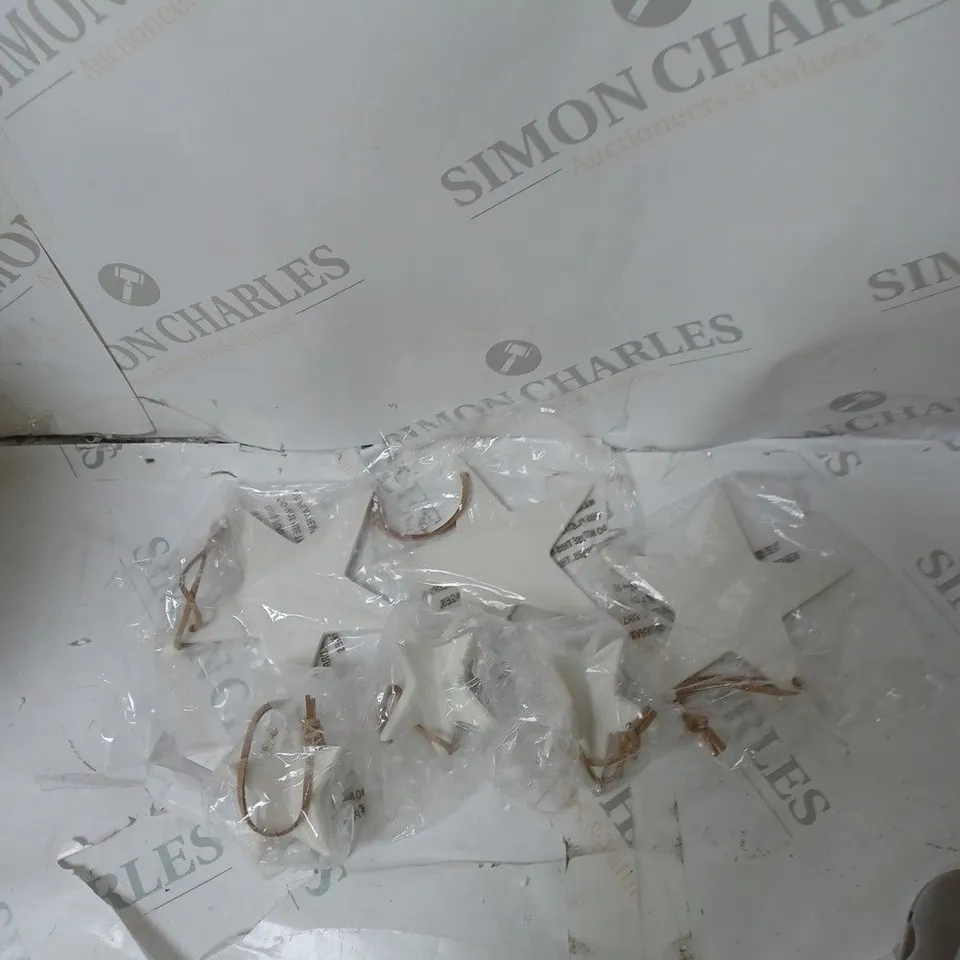 BOXED K BY KELLY HOPPEN SET OF 6 STAR CHRISTMAS TREE DECORATIONS - WHITE