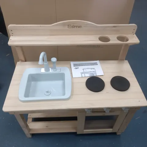 WOODEN MUD KITCHEN WITH WATER FUNCTION SINK - PERSONALIZED