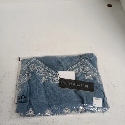 BLUE VANILLA FLORAL EMBROIDERY DRESS – DENIM, UK SIZE L
