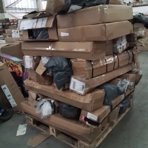 PALLET CONTAINING A LARGE QUANTITY OF NEO TUBE TENTS AND OTHER ASSORTED ITEMS TO INCLUDE;NEO CARTS,TROLLEY
