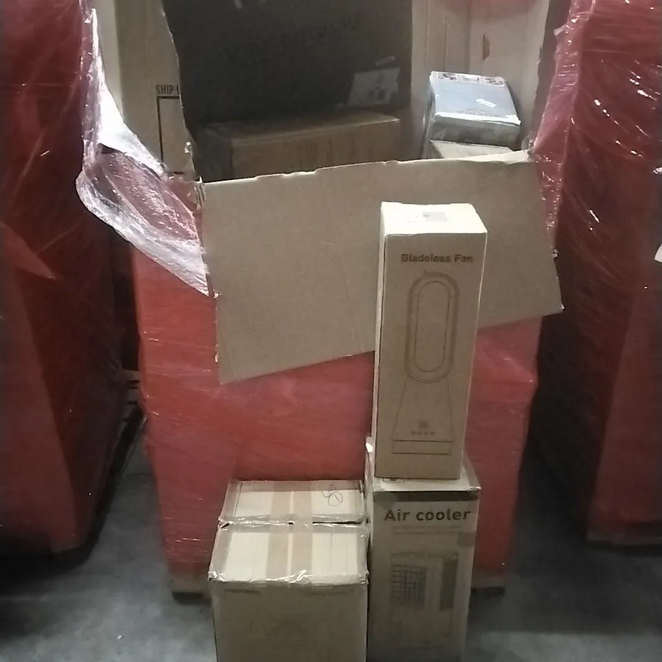 A PALLET CONTAINING ASSORTED HOUSEHOLD GOODS AND PRODUCTS TO INCLUDE; AIR FRYER, AIR COOLER, BLAMELESS FAN, BOXED FURNITURE ETC