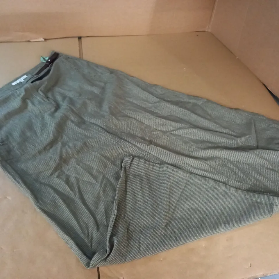 LAURA ASHLEY GREEN LONGLINE SKIRT - UK 12
