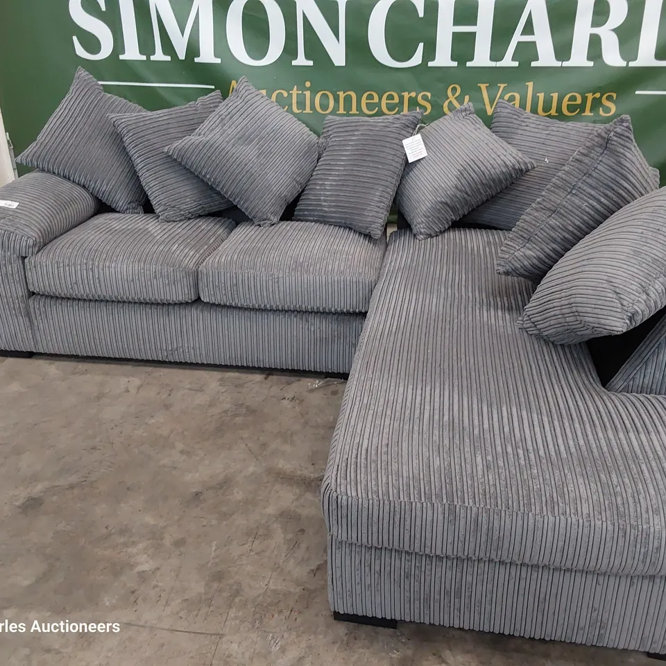 DESIGNER CHAISE SOFA GREY JUMBO CHORD 