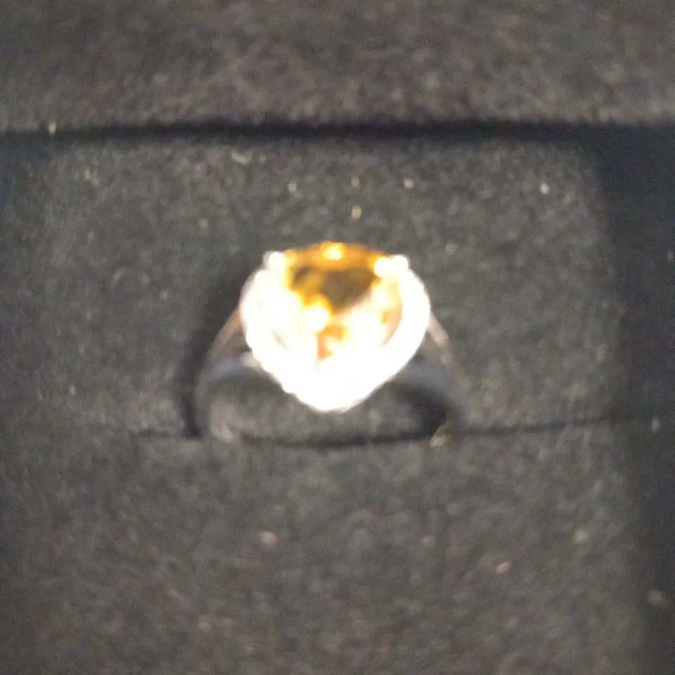 BOXED A-HUANG JW181 MRD RING