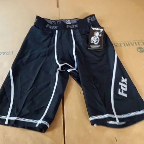 FDX BLACK CYCLING SHORTS - M