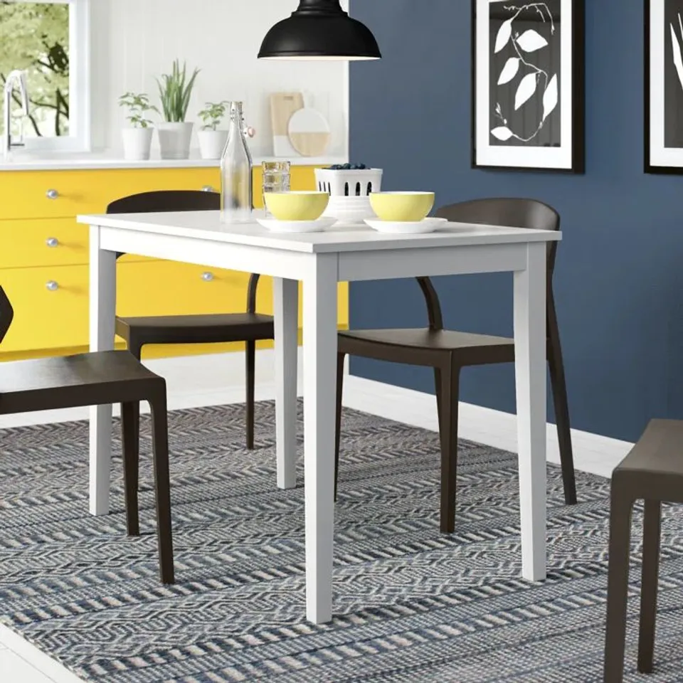 BOXED DARIELLE DINING TABLE