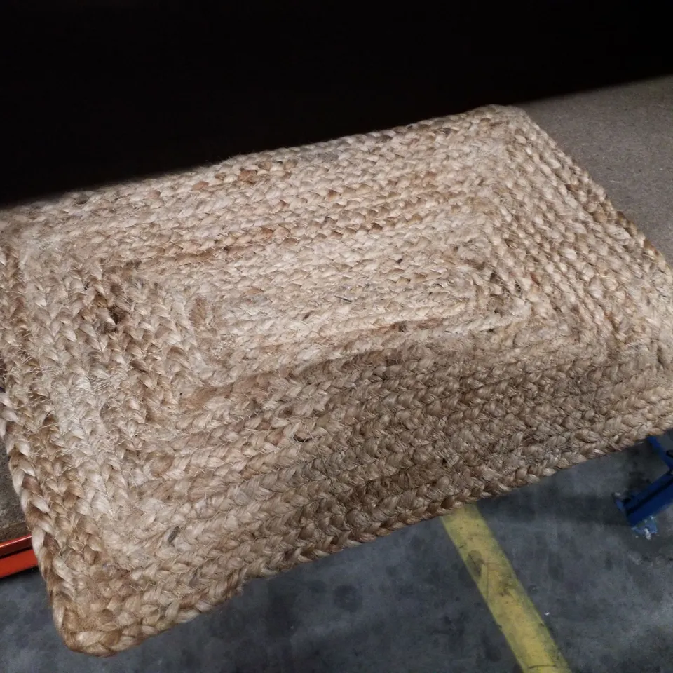 CADAGEN JUTE RUG - 60 x 90CM