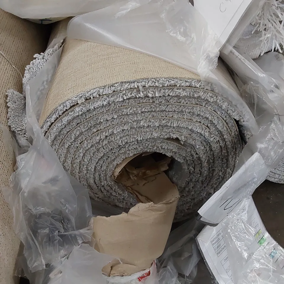ROLL OF QUALITY FIRST IMPRESSIONS DEMEANO CARPET // SIZE: APPROXIMATELY 4 X 9.1m