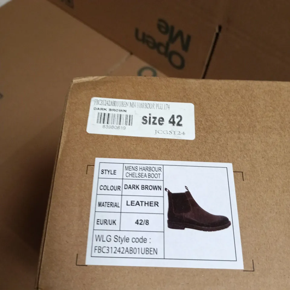 UK 8 HARBOUR MEN'S CHELSEA BOOT – DARK BROWN LEATHER