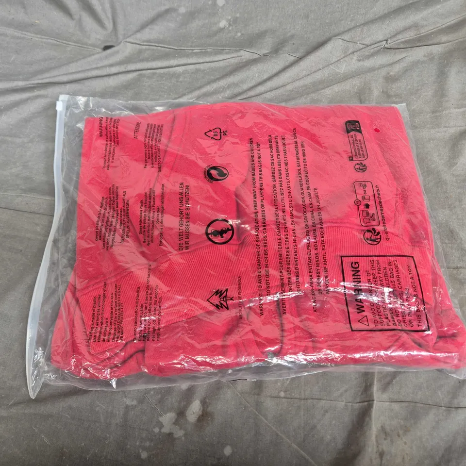 WHITE FOX WOMEN'S CLOTHING – RED HOODED SWEATSHIRT SIZE M