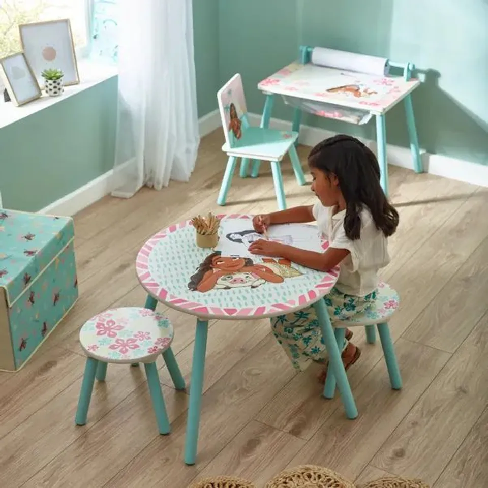 BOXED KIDS' DISNEY MOANA TABLE AND 2 STOOLS