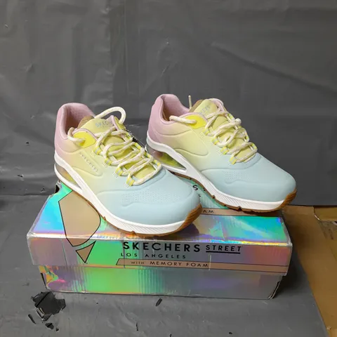 SKECHERS UNO 2 LACE UP TRAINERS - MULTI - SIZE 5