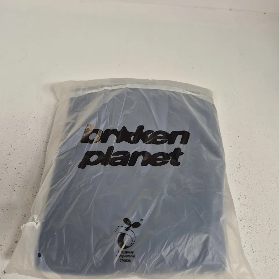 BAGGED BROKEN PLANET STRAIGHT LEG SWEATPANTS – NAVY BLUE, XS