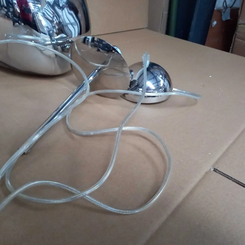 DESIGNER POLISHED CHROME EFFECT LIGHT FITTING