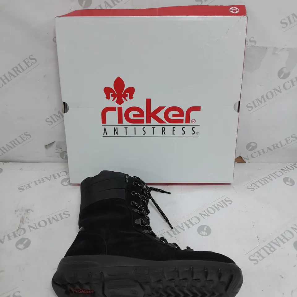 BOXED PAIR OF RIEKER SUEDE WATER RESISTANT BOOTS IN BLACK SIZE 6