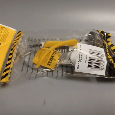 SEALED DEWALT PROTECTOR SAFETY GLASSES