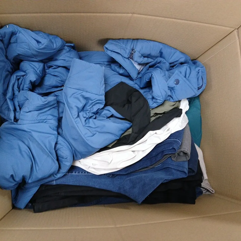 BOX OF APPROXIMATELY 12 ASSORTED CLOTHING ITEMS IN VARIOUS STYLES, COLOURS AND SIZES 