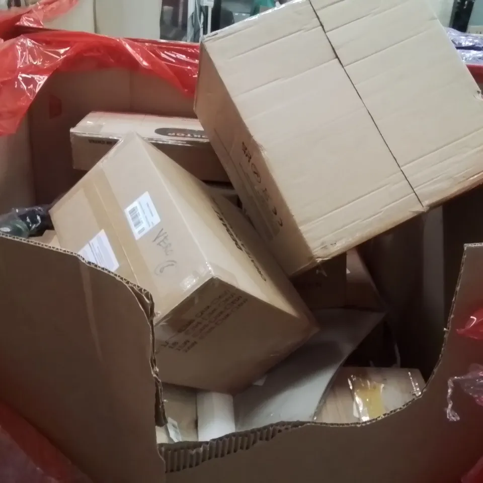 PALLET OF ASSORTED HOUSEHOLD GOODS AND PRODUCTS TO INCLUDE;TOILET SEAT COVER,POOL CUE,MAT