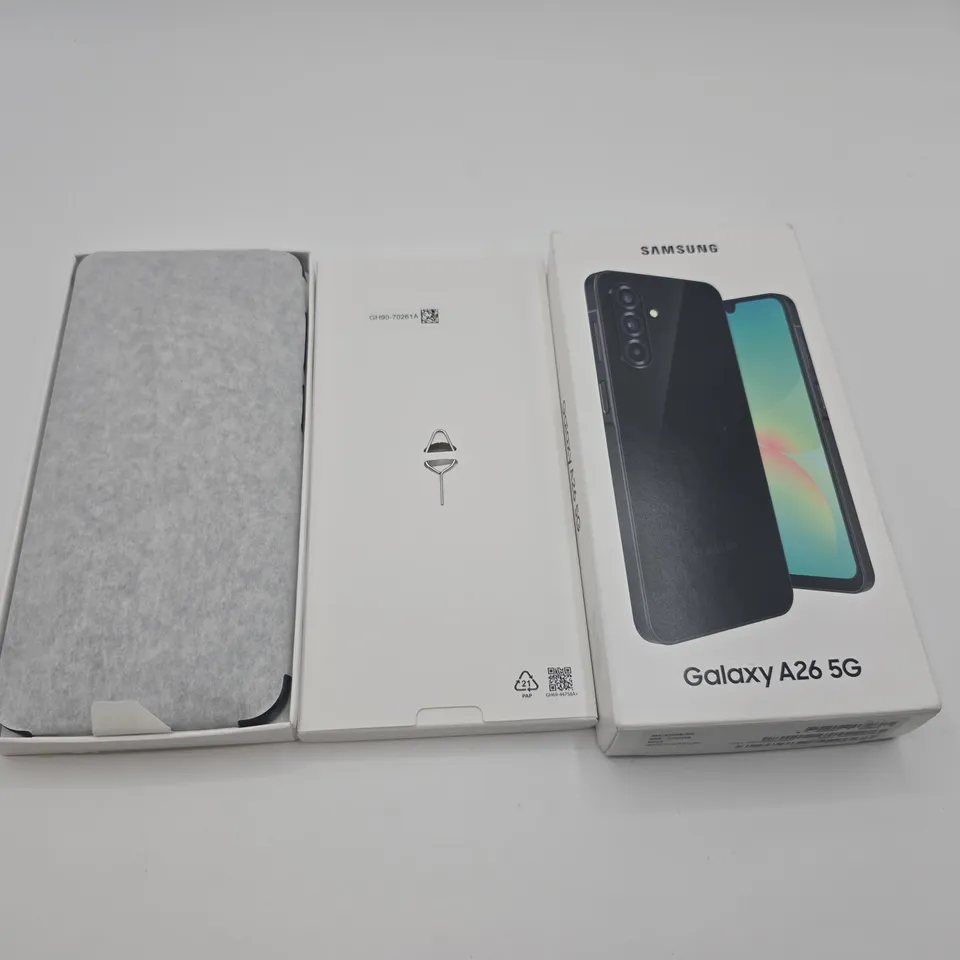 BOXED SAMSUNG A26 5G 8/256GB IN BLACK - SM-A266B