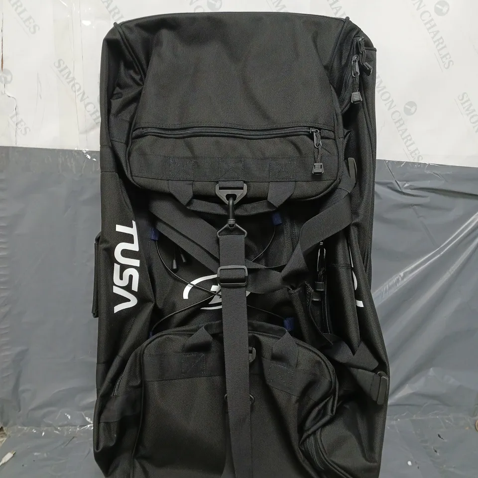 TUSA - DIVE GEAR ROLLER DUFFLE BAG IN BLACK 