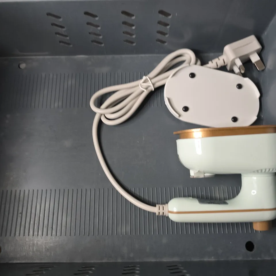 APPROXIMATELY 5 ASSORTED ITEMS TO INCLUDE - PORTABLE IRON , SWAN RETRO FAN , COB LED STRIP ETC