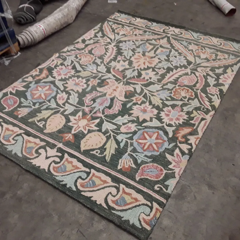 QUALITY DESIGNER AREA RUG APPROXIMATELY 200×290CM