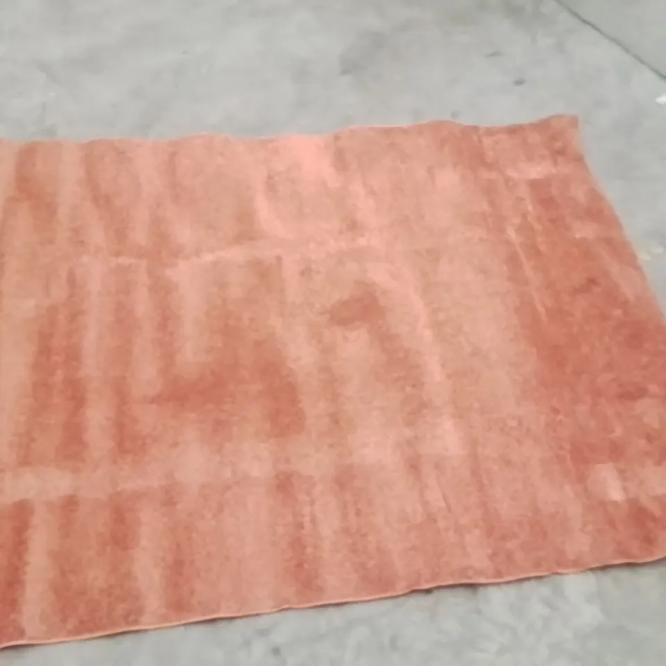 QUALITY DESIGNER AREA RUG - APPROXIMATELY 220X160CM